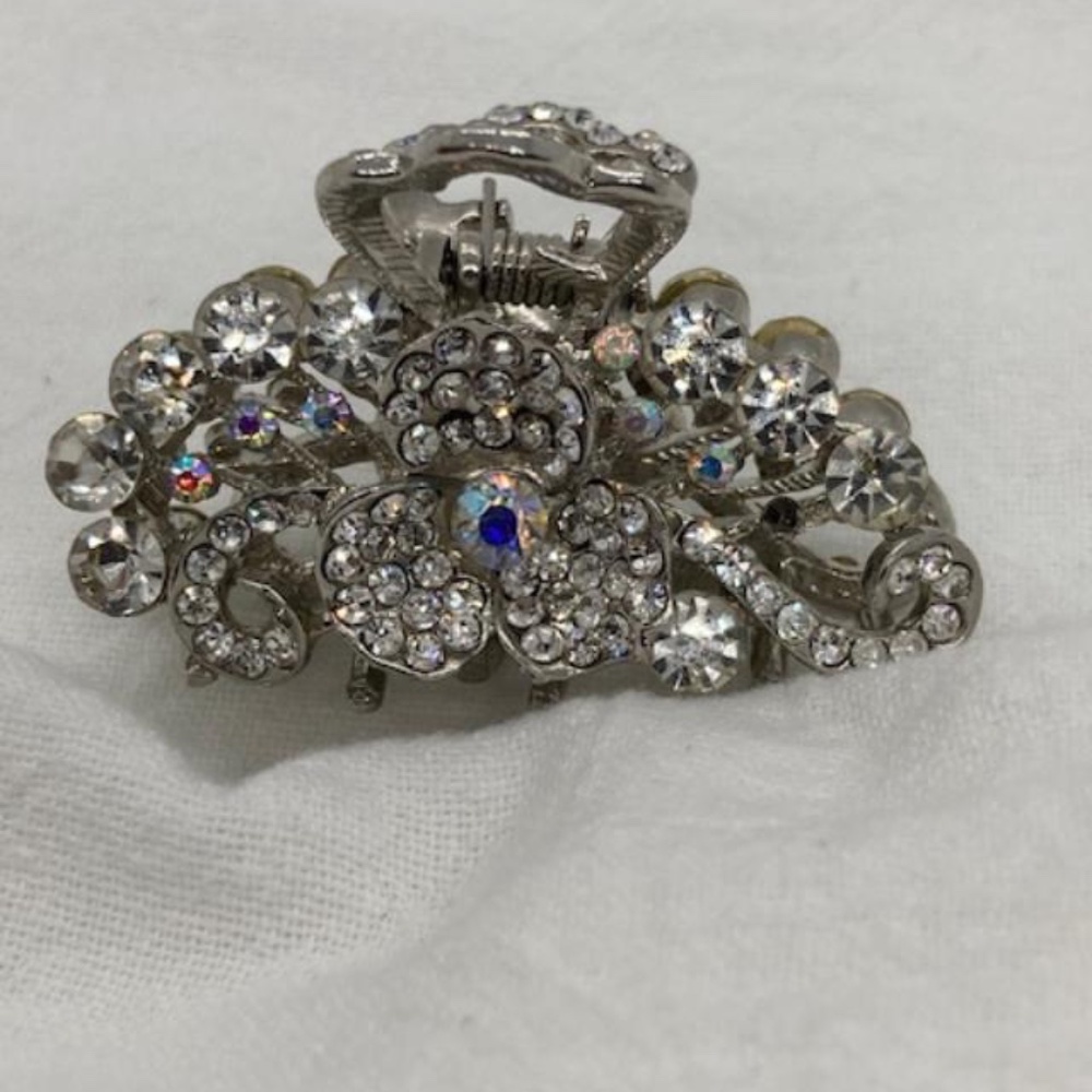 Rhinestone hair clip